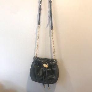 Badgley Mischka black & gold shoulder bag